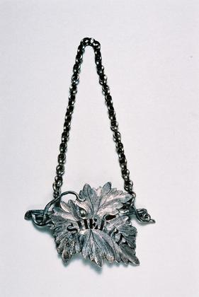 Silver vineleaf Wine label - Sherry
