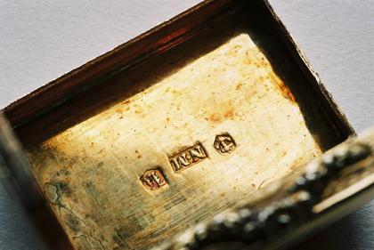 Nathaniel Mills silver vinaigrette