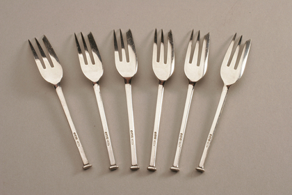 Art Deco cake forks (6)
