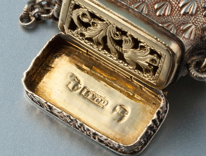 Georgian Parcel Gilt Silver Purse/ Handbag Vinaigrette - Ledsam & Vale