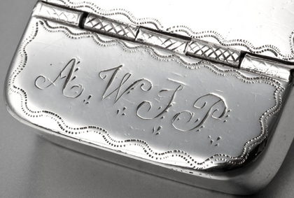 Cape Silver Convex Snuff Box - Johannes Combrink