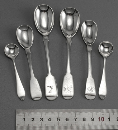 Antique Irish Silver Mustard & Salt Spoons (Mixed group of 6)