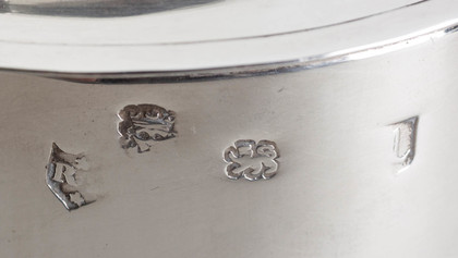 Charles II Silver Flat Lidded Tankard - Oxford University, Magdalen College