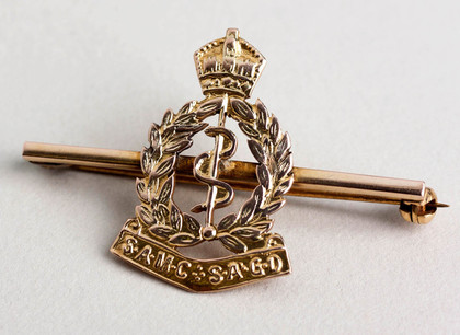 South African Medical Corps Gold Sweetheart Brooch - WW II, SAMC, SAGD