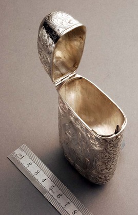 Nathaniel Mills Silver Cigar Case - Hunting scene