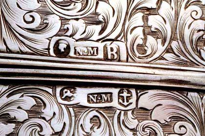 Nathaniel Mills Silver Cigar Case - Hunting scene
