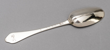 Queen Anne Brittania Silver Dognose Spoon - John Broake, 2/2